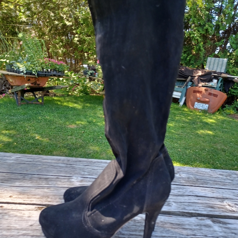 Material Girl boots - Picture 3 of 12